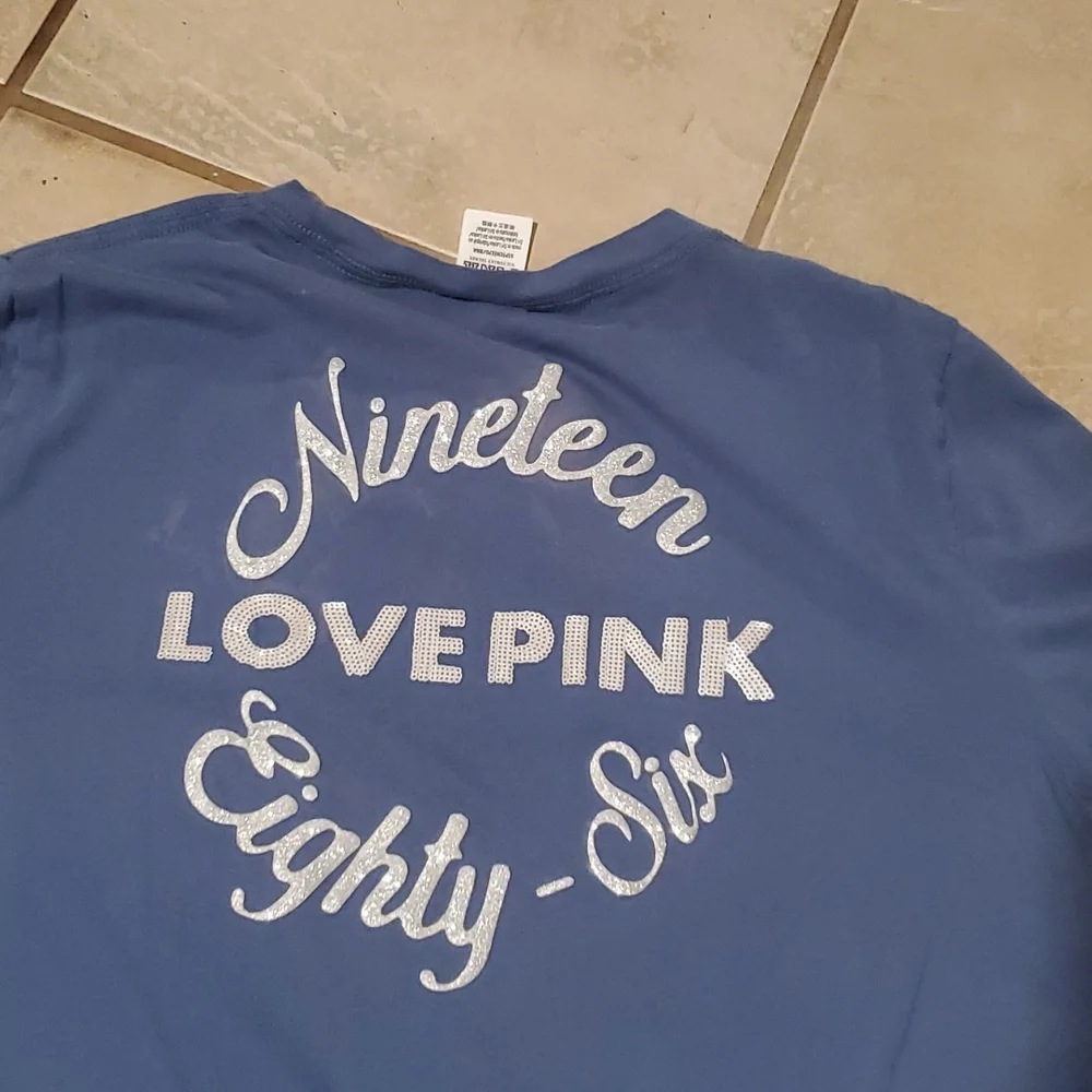 Pink Tee - Picture 4 of 4